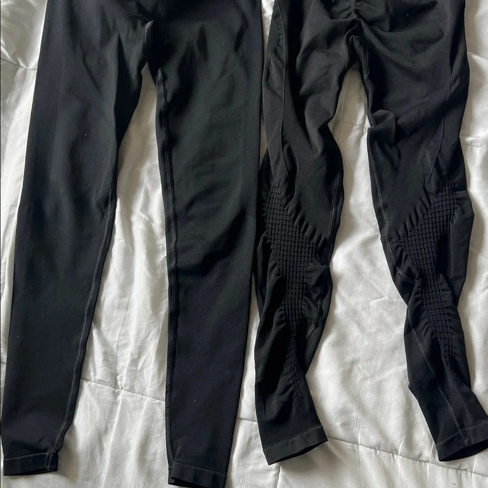 Alphalete Jet Black High-Waisted Leggings - Picture 3 of 4